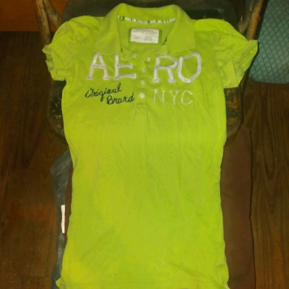 Vintage 00s aeropastale polo